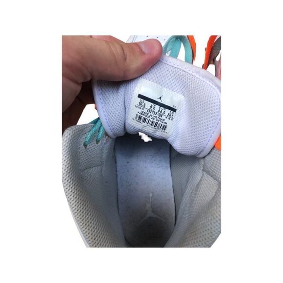 Custom Nike Air Jordan 1 Mid White Pure Platinum Swoosh Size 10.5 - Picture 3 of 16